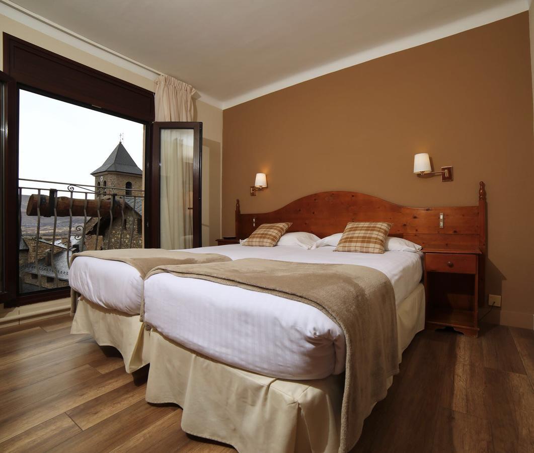 Hotel Roca Альп Екстер'єр фото
